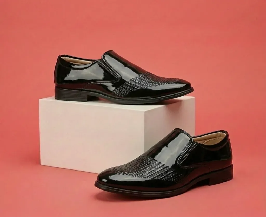 Glossy Textured Vamp Formal Shoes